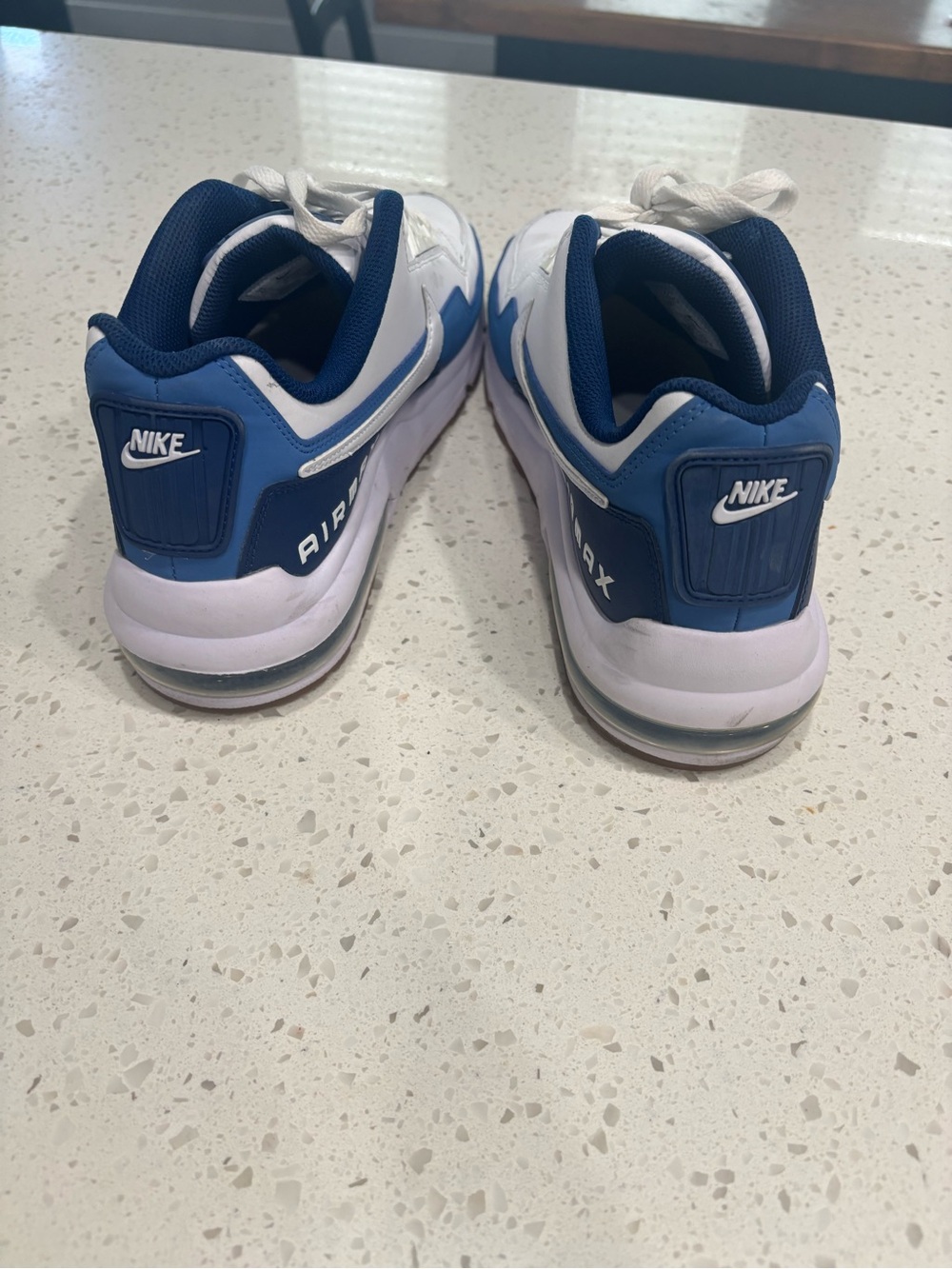 Nike Men’s White and Blue Air Max LTD Sneakers. Size 12 sneaker. - Picture 3 of 5